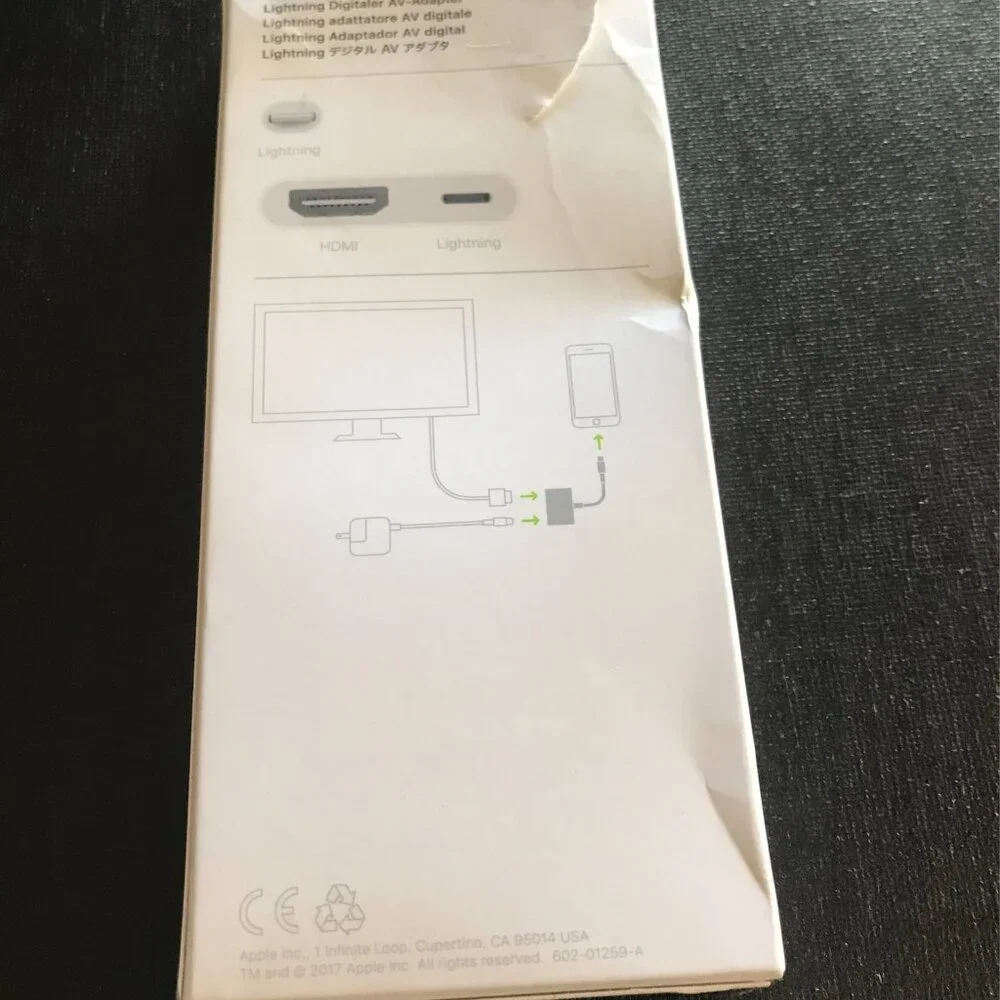 Apple - Lightning Digital A/V Adapter - White